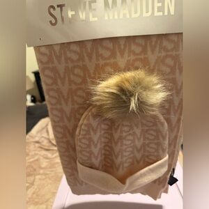 Steve Madden Cozy Scarf and Hat set NWT